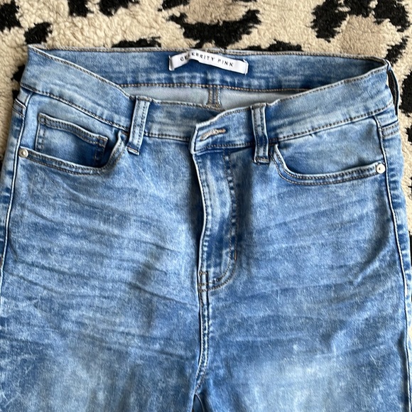 High Rise Jeggings - Picture 3 of 5